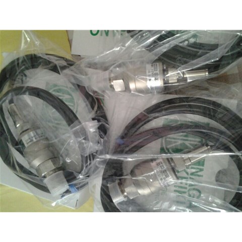 NAGANOKEIKI长野计器压力传感器    KH15-J33-171 -0.1~0MPa (4-20mA)    压力传感器(KH15-L34Q5160A0XXXX0 (0~20MPA) ，)  