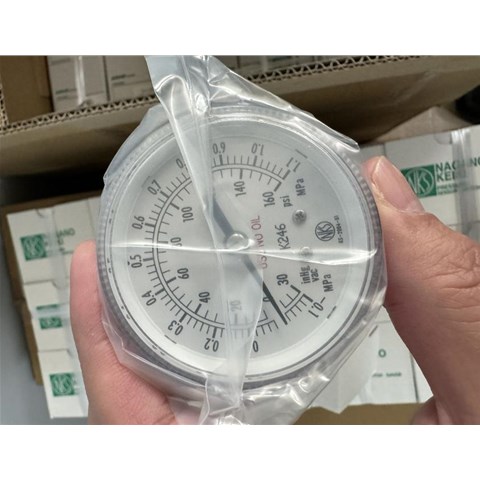 长野计器NAGANOKEIKI数显压力表    GC61-374-47N300 0~35MPa    GC67-164-27N3    0~1MPa