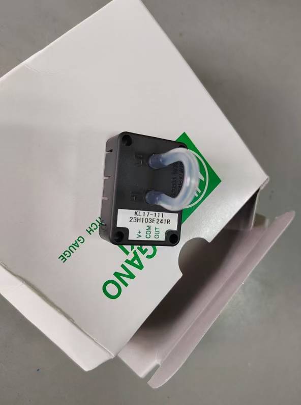 长野计器NAGANOKEIKI差压传感器KL17-111-29DY0XXXXXX0 （0~1KPA）