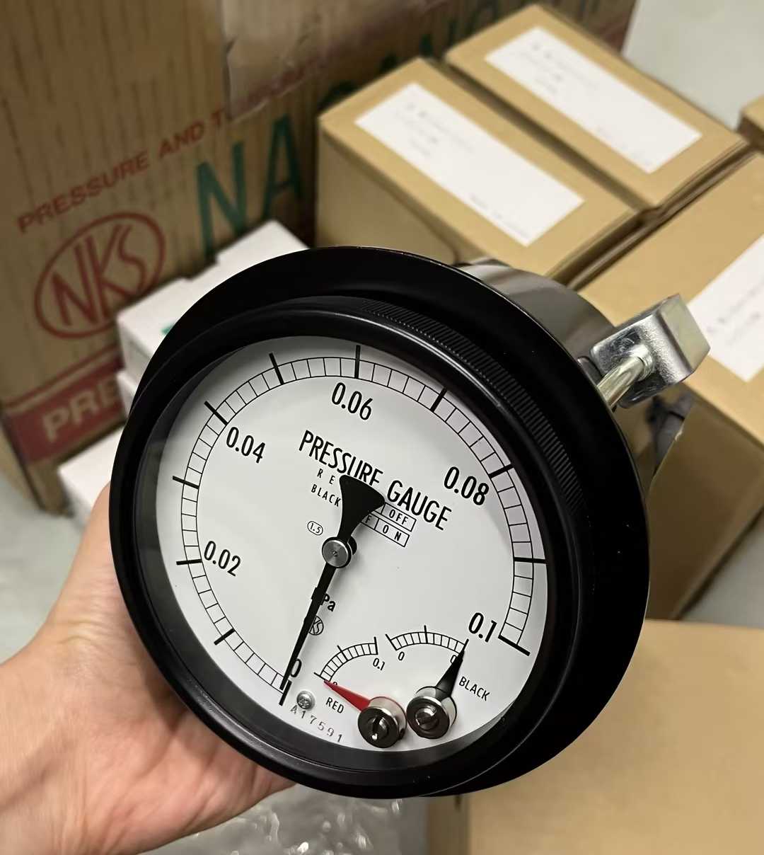 NAGANO长野计器NKS电接点压力表JM11-233 -0.1MPa  JM16-231-3C07000XXXX0 (0~0.1MPA)