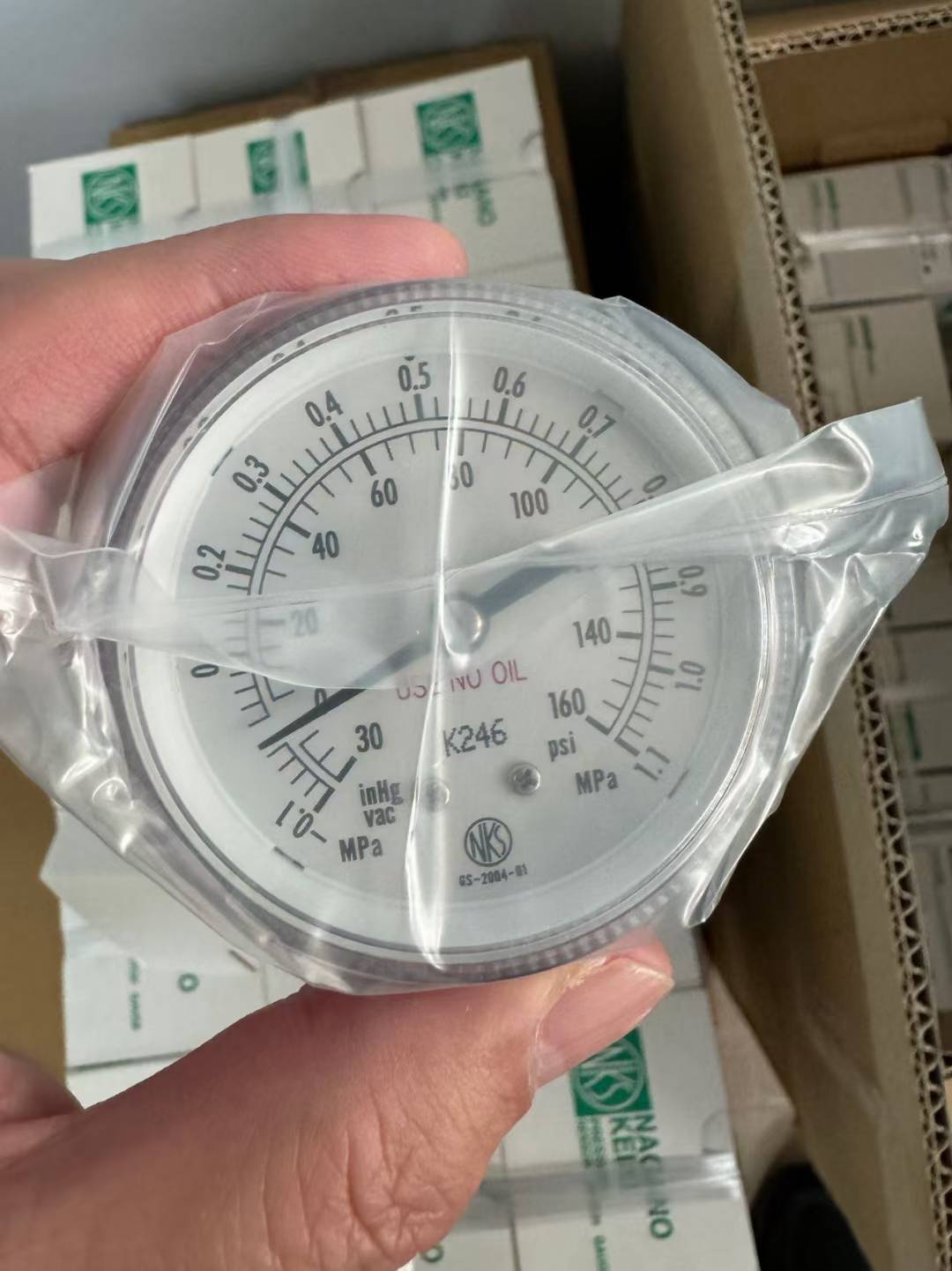 PG-V-160K-4VSM-C-P-NK     PG-V-3000K-4VSM-C-P-NK 长野NKS压力表 正品全新